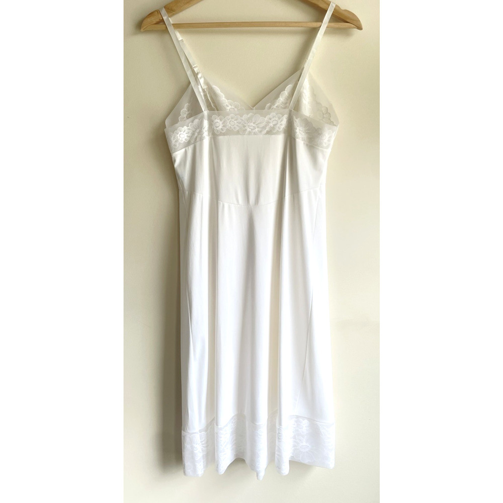 Vintage Vanity Fair Size 34 White Dupont Nylon Antron Full Slip Lace Chiffon - Picture 4 of 7
